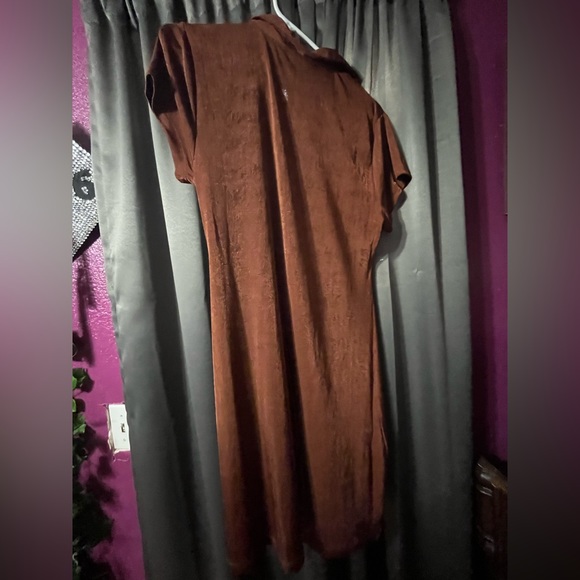 Brown tight dress, perfect for summer and work! - Picture 4 of 4